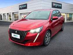 Rosso erythrea Usata 2020 Peugeot 208 Active Due volumi | 12.200 € (Buon prezzo)