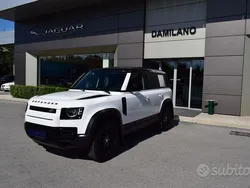 Bianco Usata 2022 Land Rover Defender S SUV | 59.900 € (Cara)