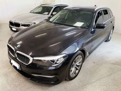 Nero Usata 2019 BMW 520 Sport Line Station wagon | 22.500 €