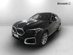 Black sapphire metallizzato Usata 2020 BMW X6 xLine SUV | 57.500 € (Buon prezzo)