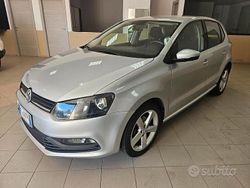 Grigio Usata 2017 VW Polo Trendline Tre volumi | 9000 € (Cara)