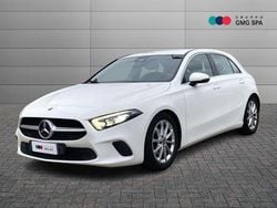 Bianco Usata 2020 Mercedes A160 Tre volumi | 20.490 € (Buon prezzo)
