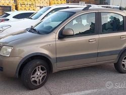 Usata 2010 Fiat Panda 4x4 Due volumi | 3700 € (Ottimo prezzo)