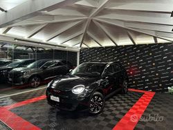 Nero Nuova 2025 Fiat 600 Station wagon | 23.999 €