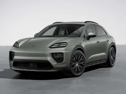 Verde aventurine metallizzato Nuova 2025 Porsche Macan SUV | 92.600 € (Super prezzo)