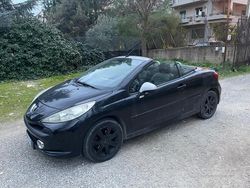 Nero Usata 2007 Peugeot 207 CC Cabrio | 2499 € (Ottimo prezzo)