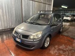 Grigio Usata 2007 Renault Scénic II Luxe Monovolume | 1300 €