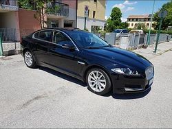 Nero Usata 2013 Jaguar XF Tre volumi | 8500 € (Buon prezzo)