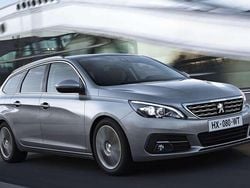 Grigio artense Usata 2020 Peugeot 308 Allure Station wagon | 8900 € (Buon prezzo)