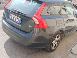 Nero Usata 2016 Volvo V60 Dynamic Station wagon | 8000 € (Buon prezzo)