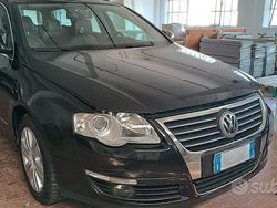 Nero Usata 2006 VW Passat S Station wagon | 3000 € (Buon prezzo)