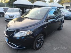 Blu Usata 2016 Lancia Ypsilon Gold Due volumi | 7900 € (Buon prezzo)