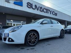 Bianco Usata 2014 Alfa Romeo Giulietta Tre volumi | 6500 € (Ottimo prezzo)