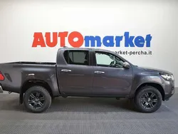 Grigio Nuova 2025 Toyota HiLux Comfort Pick-up | 45.500 € (Cara)