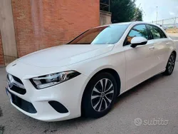 Bianco Usata 2021 Mercedes A180 Business Tre volumi | 24.900 € (Buon prezzo)