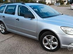 Grigio Usata 2012 Skoda Octavia Elegance Station wagon | 3300 € (Super prezzo)