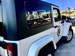 Bianco Usata 2010 Jeep Wrangler Sahara SUV | 25.000 € (Cara)