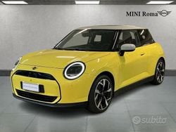 Sunny side yellow Usata 2025 Mini Cooper Classic Due volumi | 27.790 € (Molto cara)