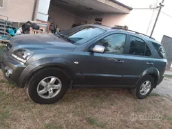 Usata 2005 Kia Sorento SUV | 3500 € (Buon prezzo)
