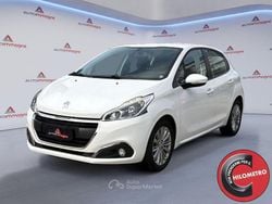 Bianco Usata 2018 Peugeot 208 Allure Due volumi | 9500 € (Buon prezzo)