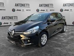 Nero Usata 2017 Renault Clio IV Zen Tre volumi | 9900 € (Buon prezzo)