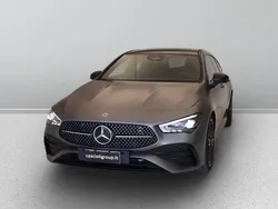 Grigio(met.) Usata 2023 Mercedes 200 AMG Coupé | 34.500 € (Buon prezzo)