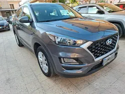 Grigio Usata 2018 Hyundai Tucson SUV | 16.450 € (Cara)