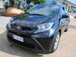 Nero Usata 2025 Toyota Aygo X Active SUV | 15.500 € (Buon prezzo)