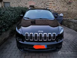 Usata 2015 Jeep Cherokee Limited SUV | 14.000 € (Buon prezzo)