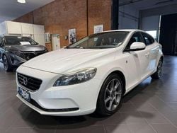 Bianco Usata 2015 Volvo V40 Ocean Race Tre volumi | 9500 € (Buon prezzo)