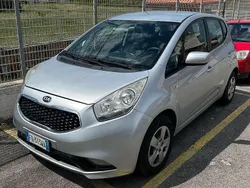 Argento Usata 2016 Kia Venga 4 Due volumi | 5900 € (Molto cara)