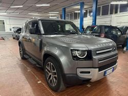 Grigio Usata 2021 Land Rover Defender S SUV | 52.000 € (Buon prezzo)