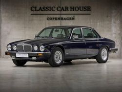 Blu Usata 1994 Daimler Double Six Serie 1 Tre volumi | 25.000 €