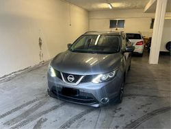 Grigio Usata 2016 Nissan Qashqai Tekna SUV | 11.000 € (Buon prezzo)