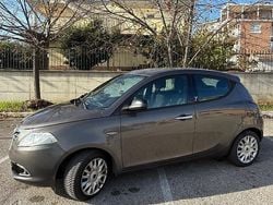 Marrone Usata 2015 Lancia Ypsilon Due volumi | 6000 € (Ottimo prezzo)