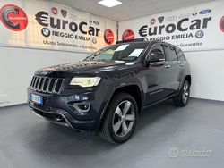 Grigio Usata 2015 Jeep Grand Cherokee Overland SUV | 14.999 € (Buon prezzo)