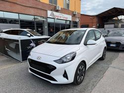 Bianco Nuova 2025 Hyundai i10 Due volumi | 15.900 €