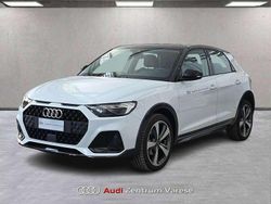 Bianco ghiaccio / tetto nero mythos Usata 2025 Audi A1 Comfort Tre volumi | 29.900 € (Buon prezzo)
