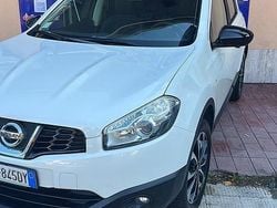 Bianco Usata 2012 Nissan Qashqai SUV | 7499 €