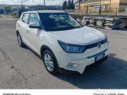 Bianco Usata 2015 Ssangyong (KGM) Tivoli SUV | 5990 € (Buon prezzo)