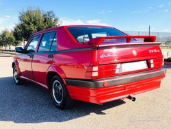 Rosso Usata 1989 Alfa Romeo 75 Tre volumi | 8000 €