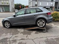Grigio Usata 2014 Audi A3 Ambition Tre volumi | 10.950 € (Buon prezzo)