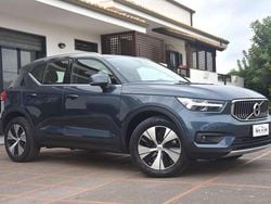 Blu/azzurro Usata 2021 Volvo XC40 Inscription SUV | 26.300 € (Buon prezzo)