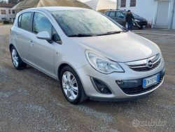 Grigio Usata 2012 Opel Corsa Edition Tre volumi | 2900 € (Ottimo prezzo)