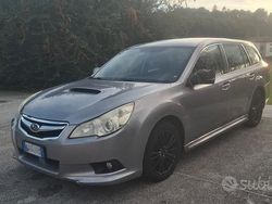 Hopea Käytetty 2011 Subaru Legacy Trend Farmari | 4900 € (Hyvä tarjous)