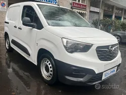 Bianco Usata 2020 Opel Combo Monovolume | 6900 € (Buon prezzo)