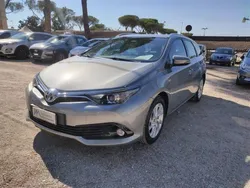 Grigio metallizzato Usata 2018 Toyota Auris Touring Sports Business Edition Station wagon | 14.900 €