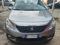 Grigio Usata 2016 Peugeot 2008 SUV | 7000 € (Ottimo prezzo)