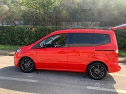 Rosso Usata 2020 Ford Tourneo Courier S Monovolume | 13.000 € (Buon prezzo)