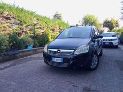 Nero Usata 2008 Opel Zafira Cosmo Monovolume | 2400 € (Buon prezzo)